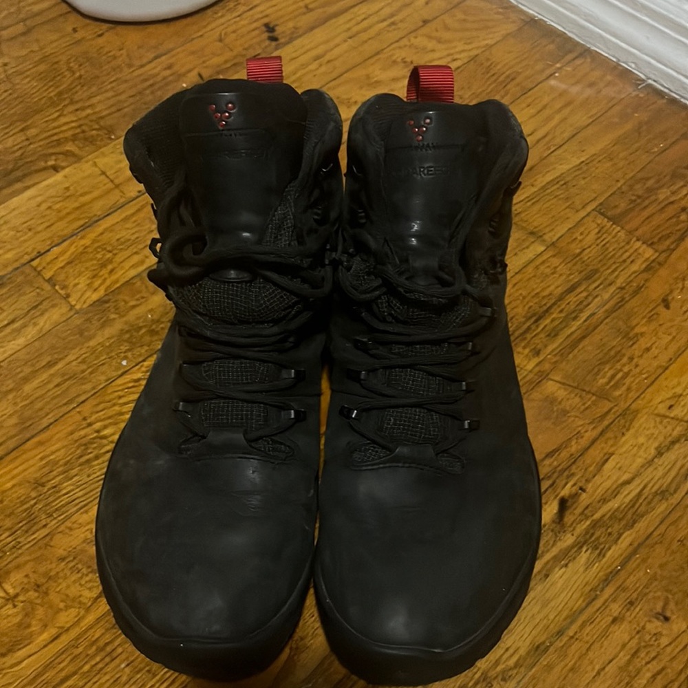 Vivobarefoot Tracker Boots